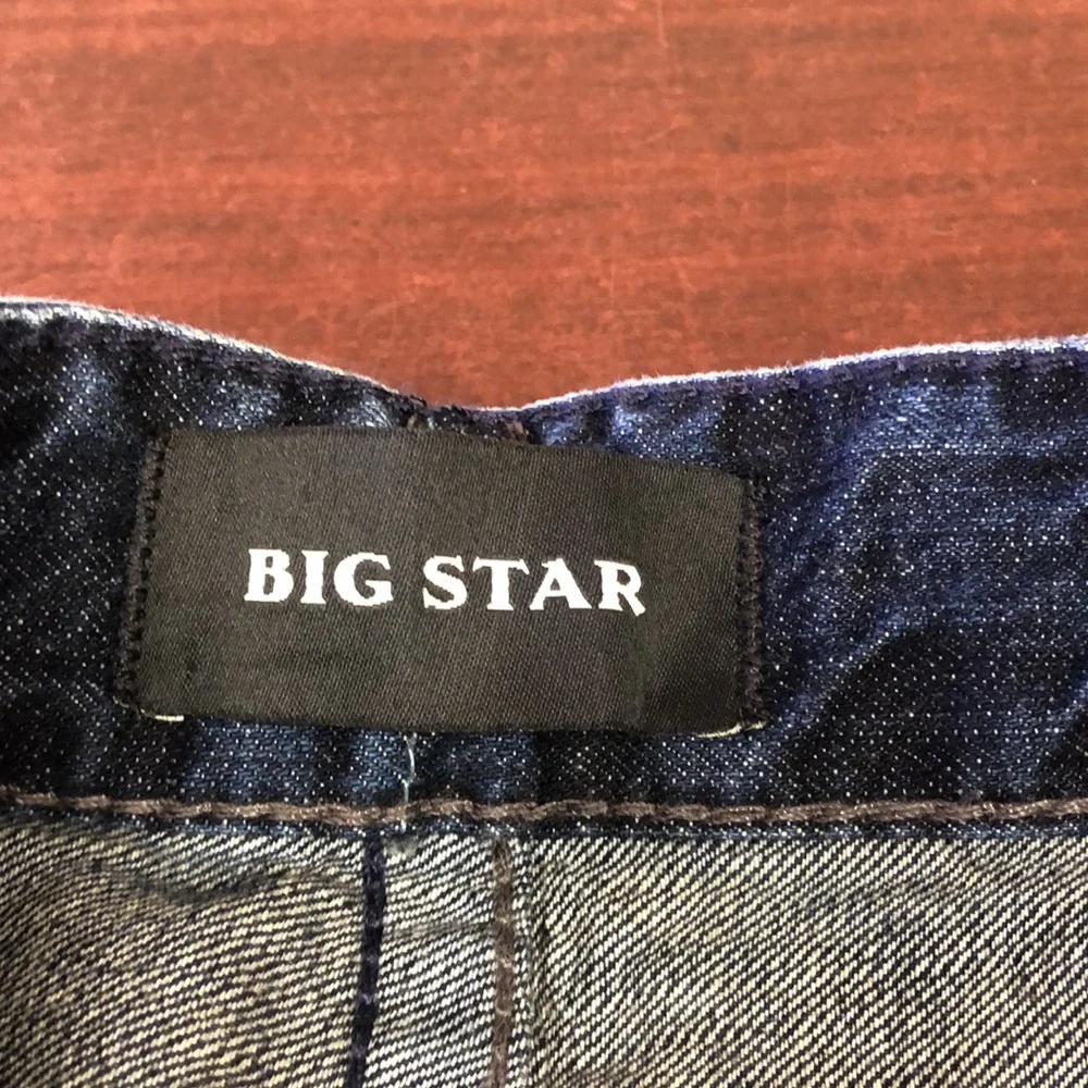 W32/L43 NWT Union Vintage Look/Distressed Denim Jeans, Thick Stitch Embroidered - Picture 6 of 8
